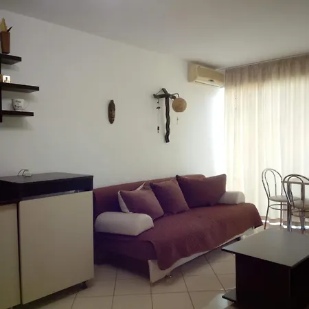 St.vlas Apartment Mamaia